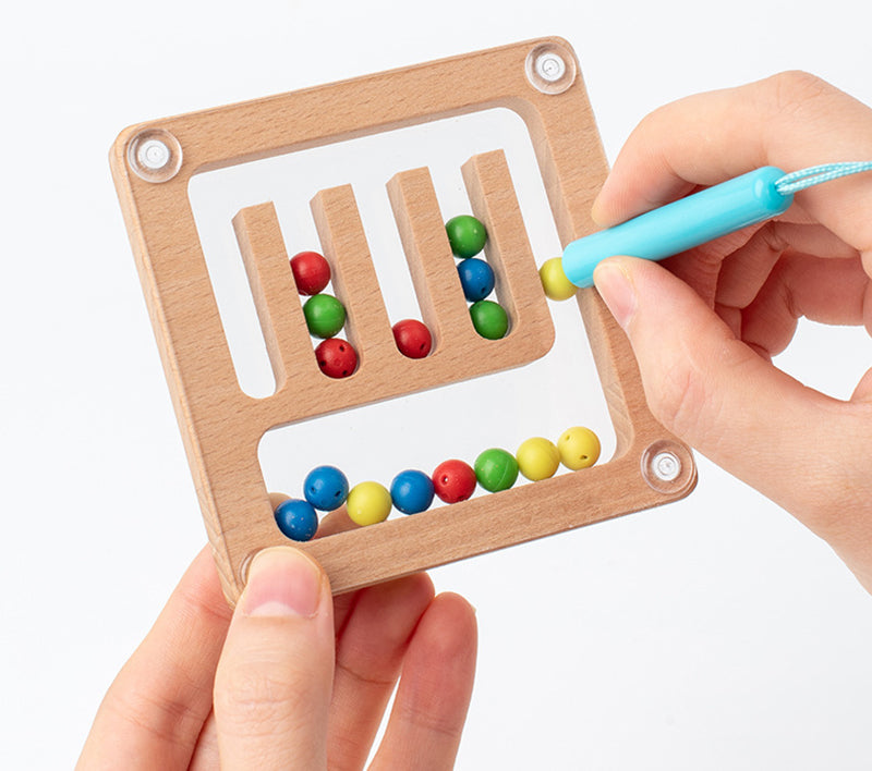 Magnetic pen sorting game - challenge game