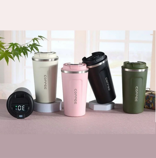Stainless steel mug with temperature display