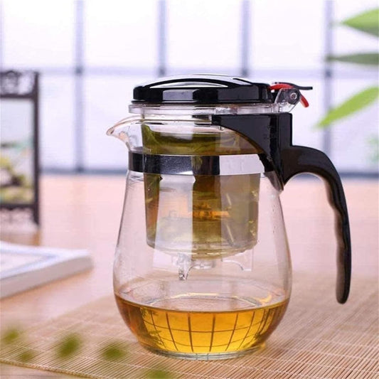 Tea pot with built in infuser