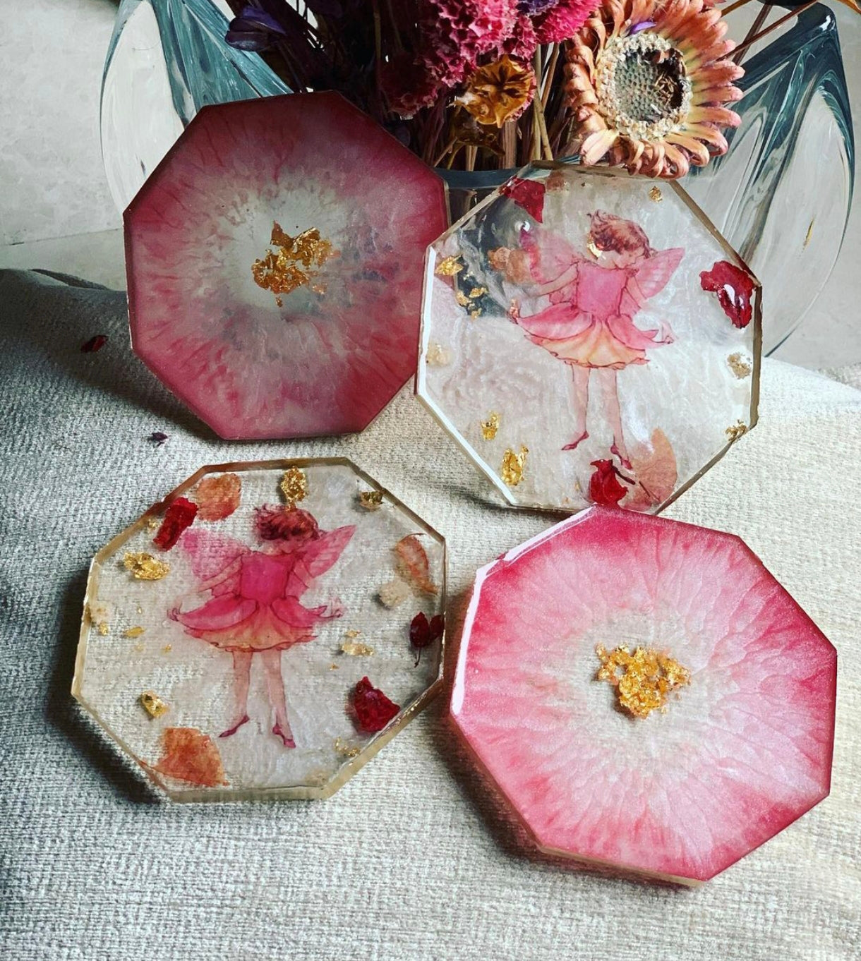 Tray and coasters set