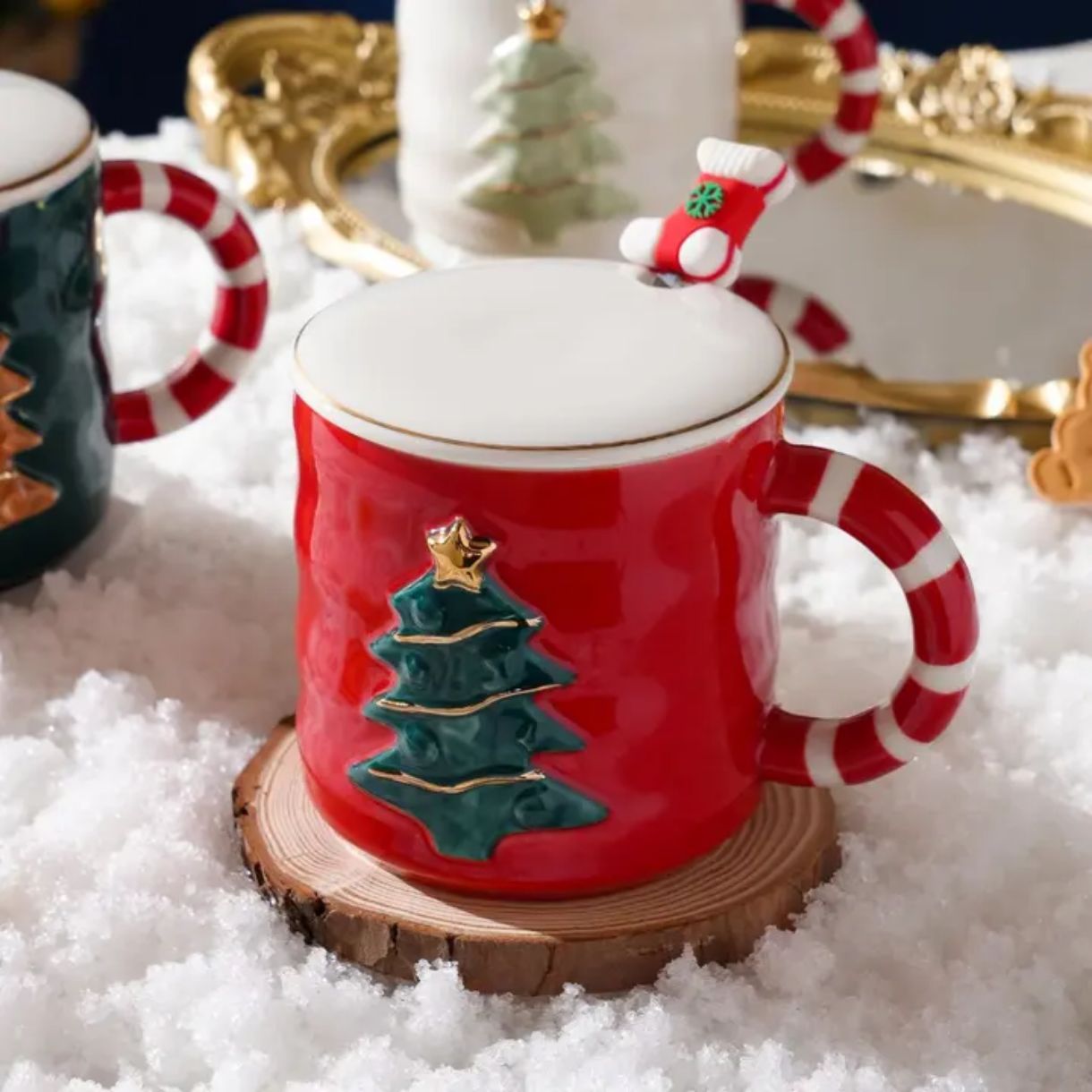 Christmas mug with spoon and cover