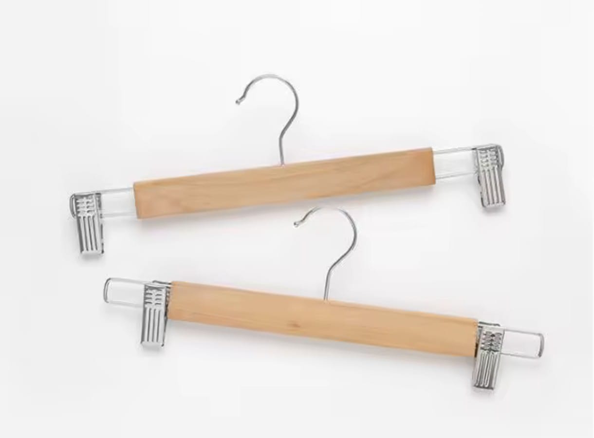 Wood skirt hanger