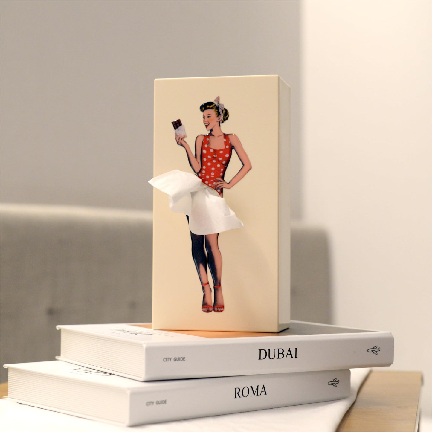 Skirt tissue box