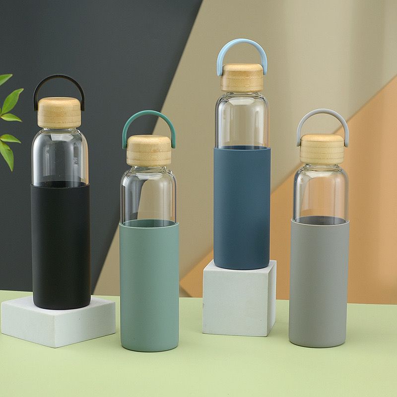 Glass bottle with silicone protection